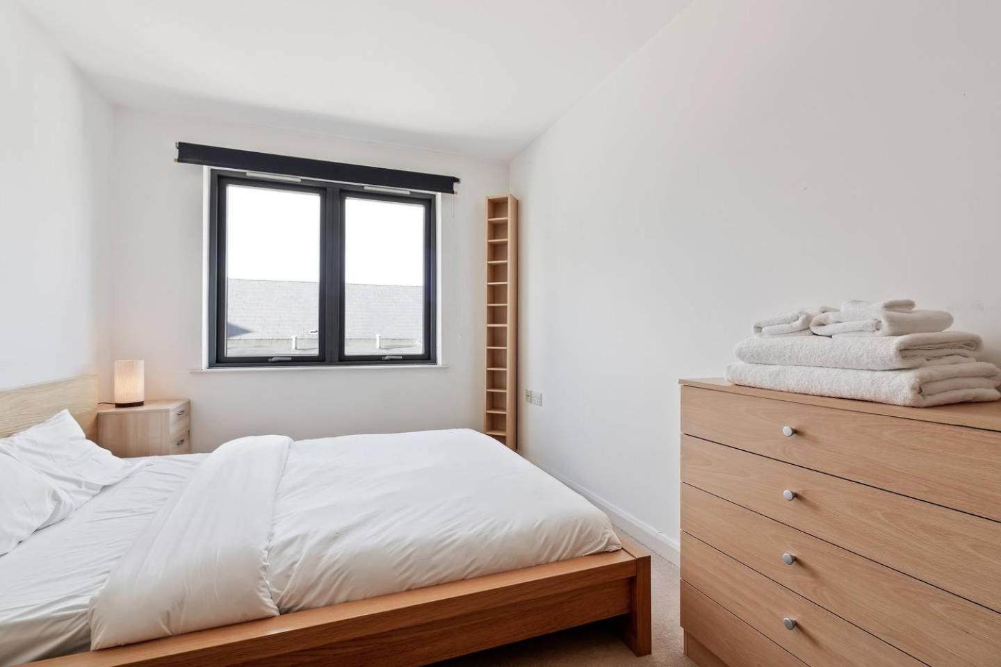 Modern 2 Bedroom Apartment In Homerton ロンドン エクステリア 写真