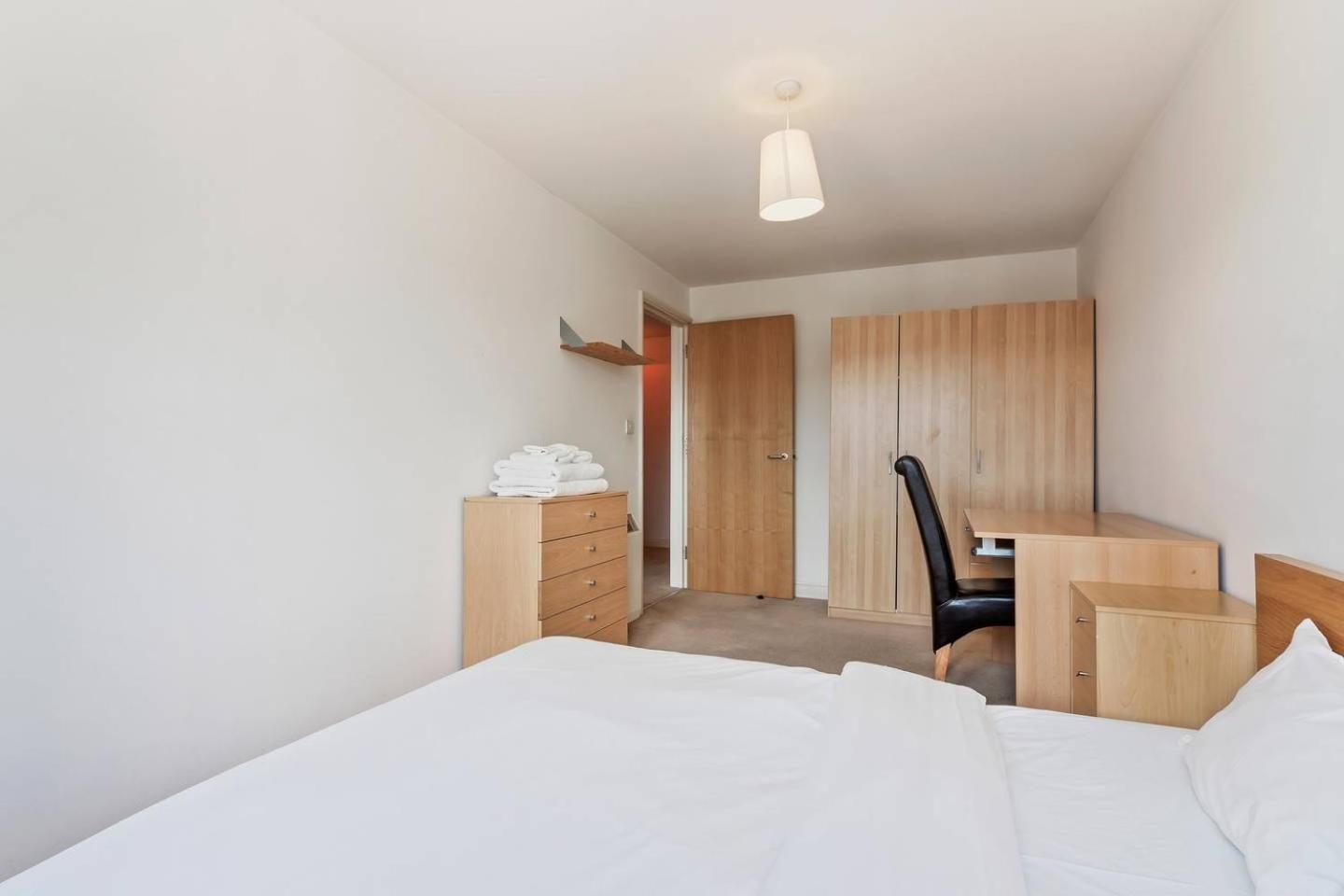 Modern 2 Bedroom Apartment In Homerton ロンドン エクステリア 写真