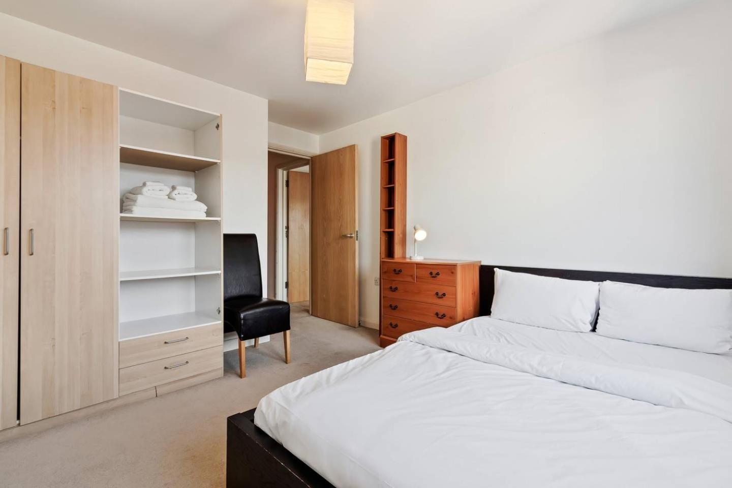 Modern 2 Bedroom Apartment In Homerton ロンドン エクステリア 写真